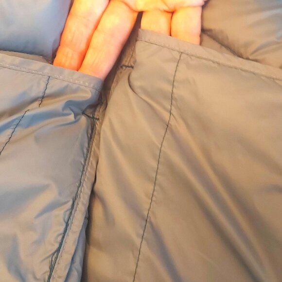 Lole Lightweight, Downfilled, Hooded, Puffer Coat in Blue - Size S - Picture 10 of 10